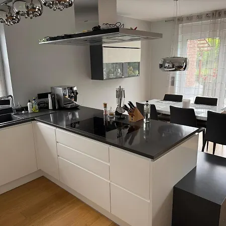 Doppelhaushaelfte 125m2 3 2 Badezimmer Kueche 5 Schlafplaetze Naehe Hamburg