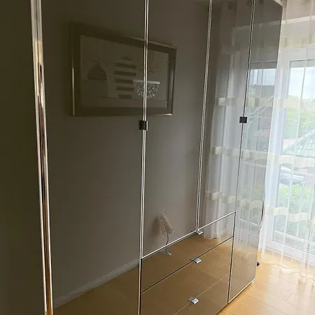 Doppelhaushaelfte 125m2 3 2 Badezimmer Kueche 5 Schlafplaetze Naehe Hamburg * Stelle