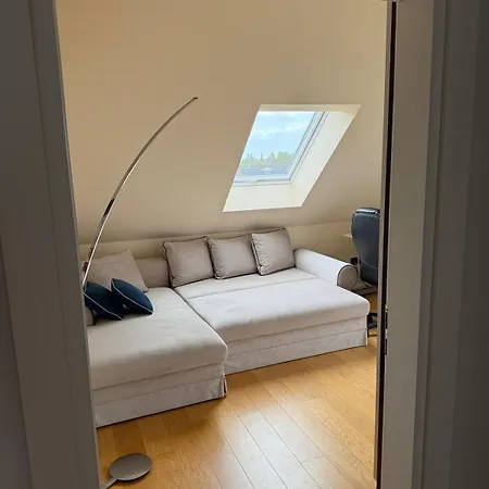 Doppelhaushaelfte 125m2 3 2 Badezimmer Kueche 5 Schlafplaetze Naehe Hamburg *