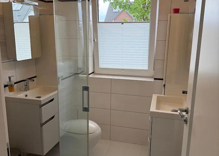 Doppelhaushälfte 125m2 3 2 Badezimmer Küche 5 Schlafplätze Nähe Hamburg * Stelle