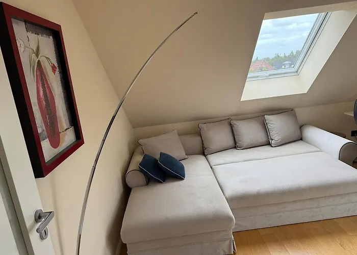 Doppelhaushaelfte 125m2 3 2 Badezimmer Kueche 5 Schlafplaetze Naehe Hamburg Stelle